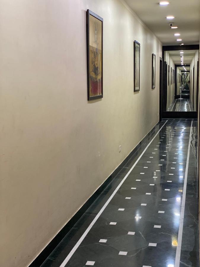 Shivam Hotels Kolkata Eksteriør bilde