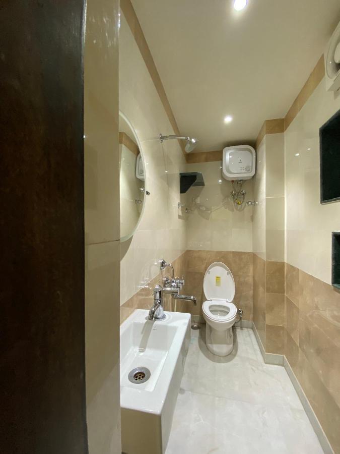Shivam Hotels Kolkata Eksteriør bilde
